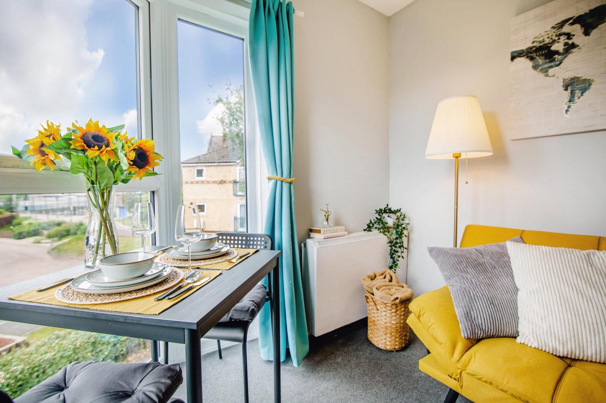 The Banana Loft Central Sheffield Retreat 6Ppl 외부 사진